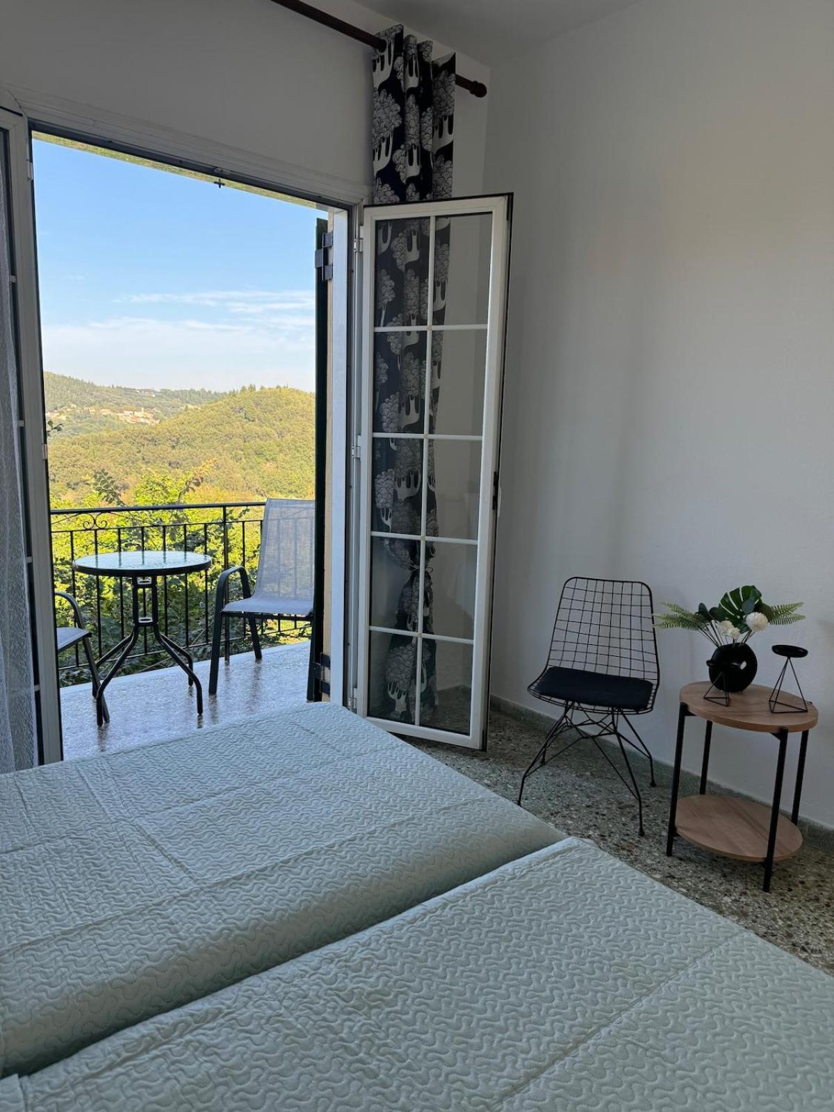 Sofia's Bella Vista Pagoi Apartment